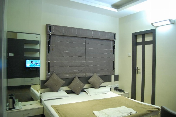 Hotel Purva Main image
